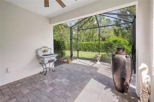 Naples, FL 34112,2167 Marquesa CIR
