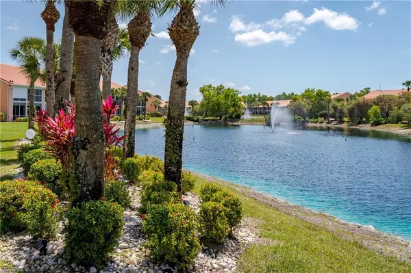 Naples, FL 34114,6660 Beach Resort DR #16