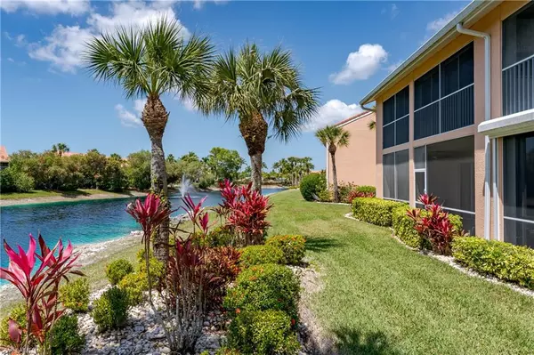 Naples, FL 34114,6660 Beach Resort DR #16