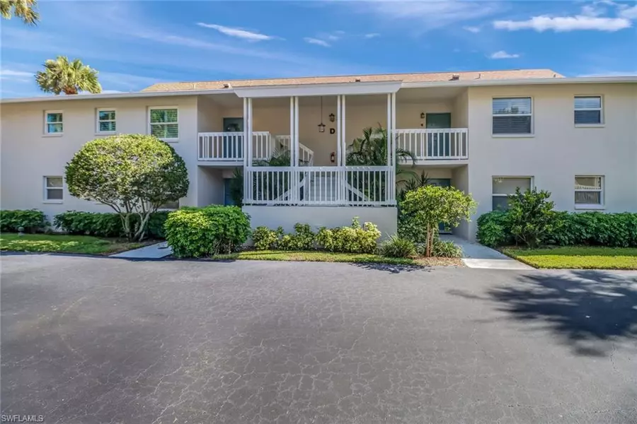 3200 Binnacle DR #D3, Naples, FL 34103