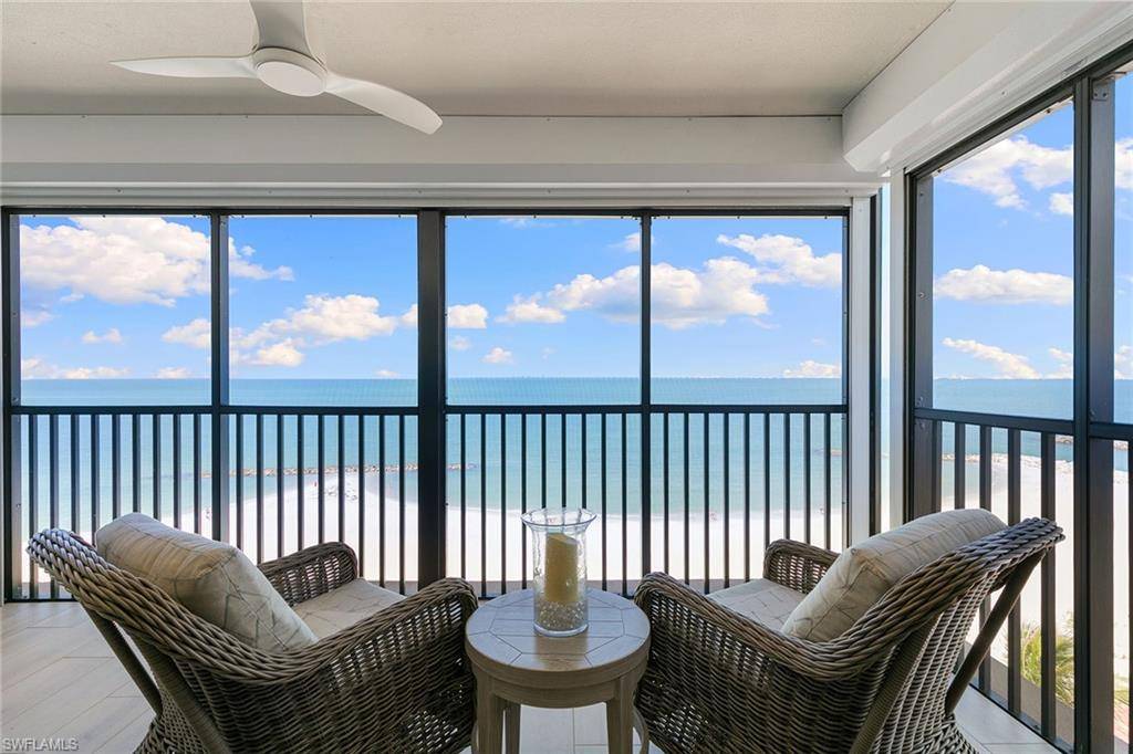 Naples, FL 34102,2171 Gulf Shore BLVD N #704