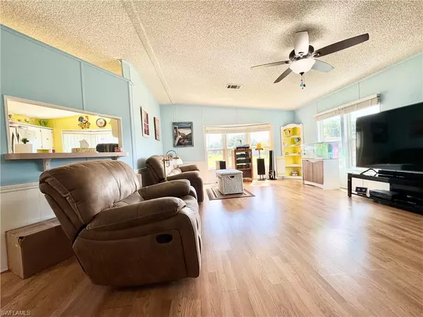 4051 Indiana DR, Punta Gorda, FL 33982