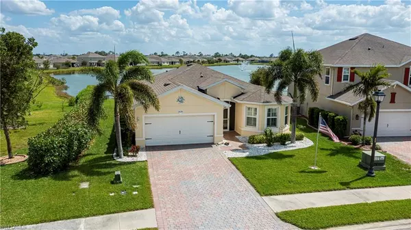 2630 Manzilla LN, Cape Coral, FL 33909