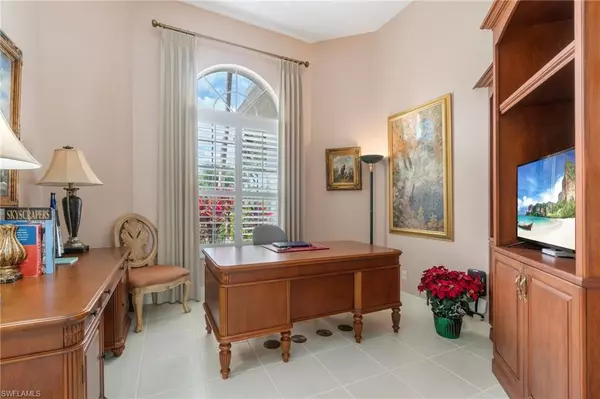 Naples, FL 34105,5232 Old Gallows WAY