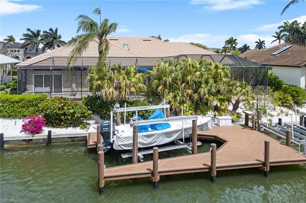 276 Rockhill CT, Marco Island, FL 34145