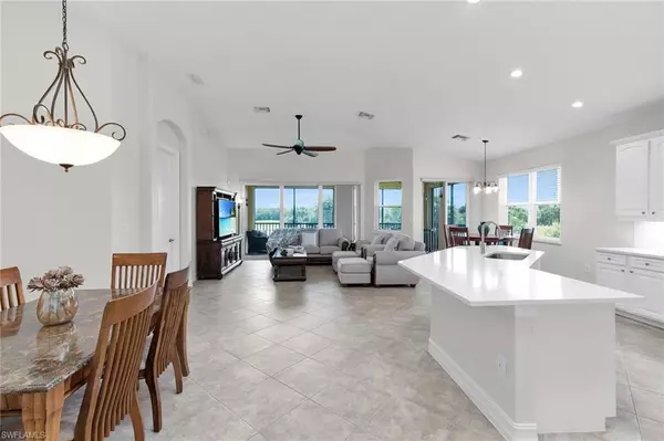 Naples, FL 34114,1286 Rialto WAY #9-202