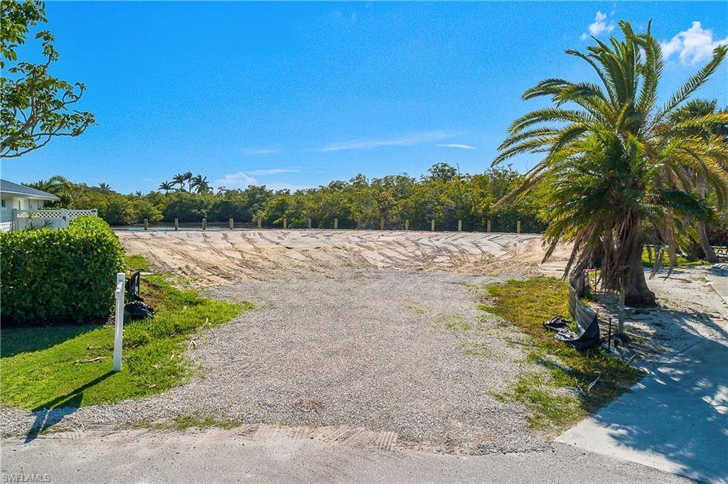 Naples, FL 34112,3164 Lakeview DR
