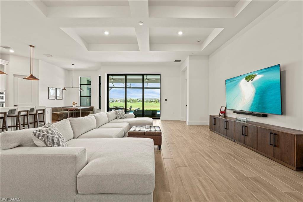 Naples, FL 34120,1784 Palomar TER