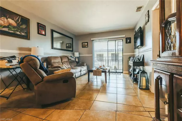 4514 Santa Barbara BLVD #5, Cape Coral, FL 33914