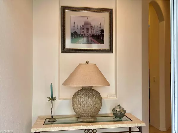 Naples, FL 34112,6112 Mandalay CIR #67