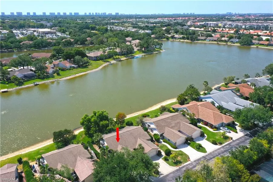 6582 Ilex CIR, Naples, FL 34109