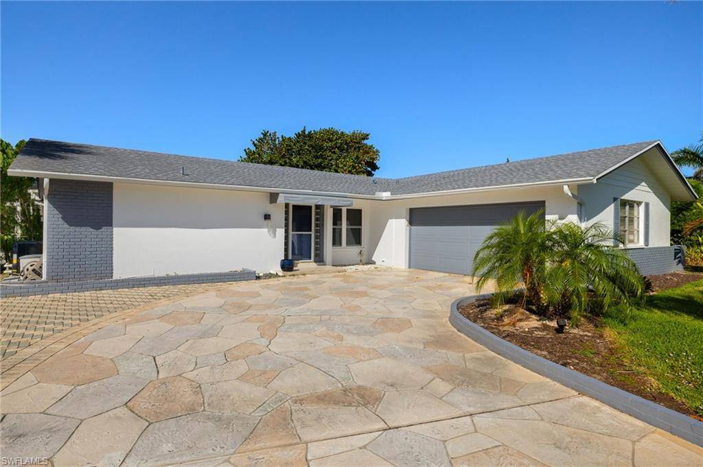 Naples, FL 34113,248 Bay Meadows DR
