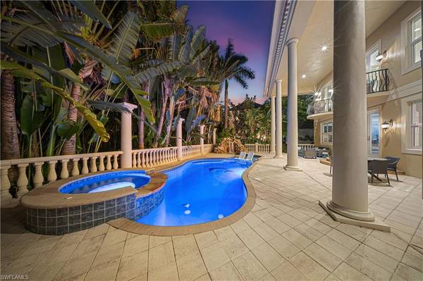 1408 Hemingway PL, Naples, FL 34103