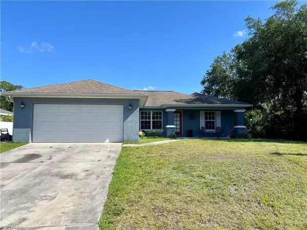 2502 53rd ST SW, Lehigh Acres, FL 33976
