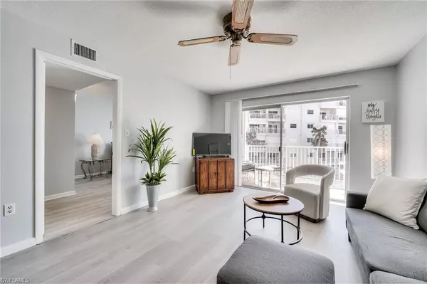 Fort Myers Beach, FL 33931,7400 Estero BLVD #214