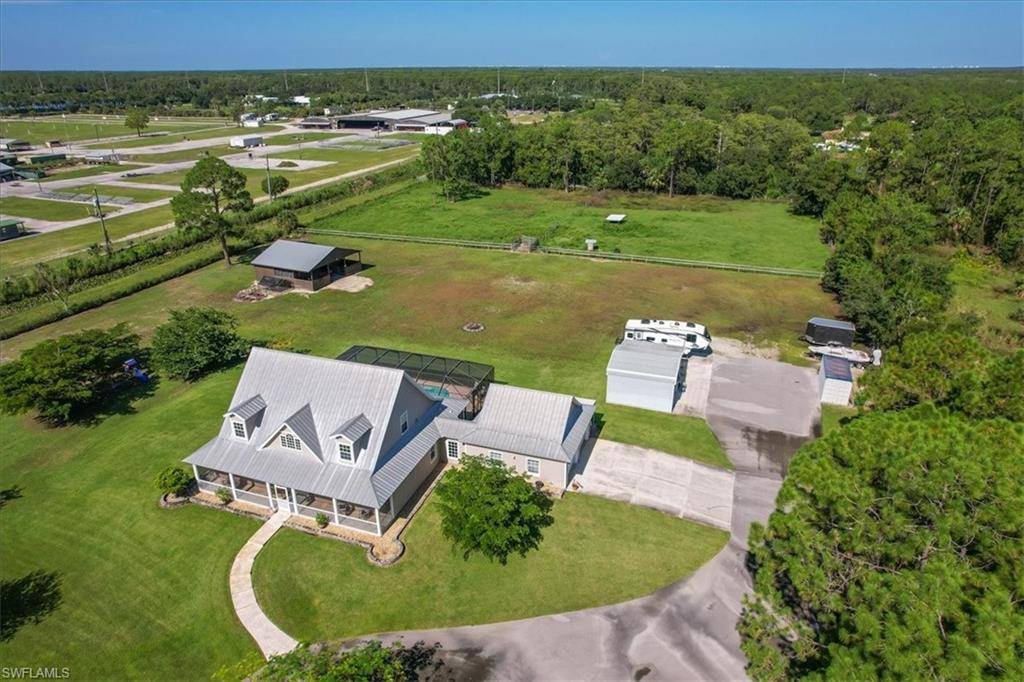 4235 10th ST NE, Naples, FL 34120