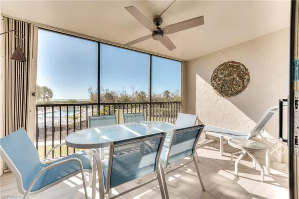 Sanibel, FL 33957,1919 Olde Middle Gulf DR #402