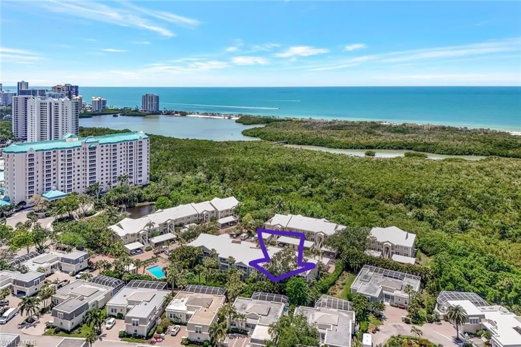 Naples, FL 34108,5929 Chanteclair DR #8