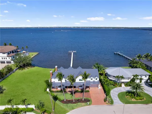 Fort Myers, FL 33919,8451 Casa Del Rio LN