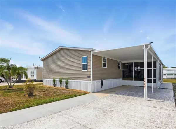 North Fort Myers, FL 33917,5151 Forest Park DR