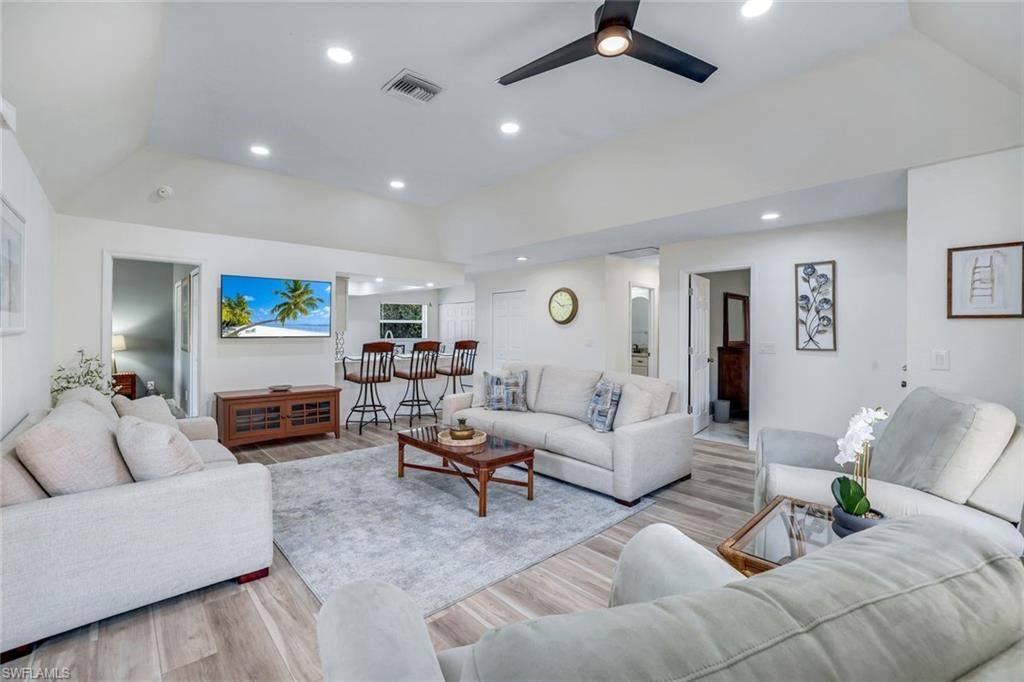 Naples, FL 34104,156 Sabal Lake DR