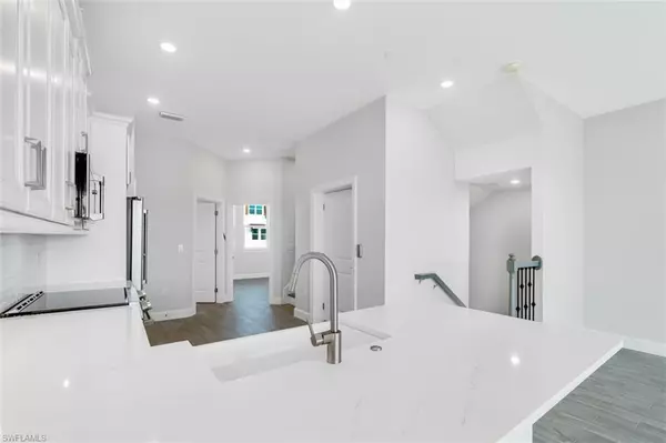 Punta Gorda, FL 33950,1620 Sea Haven DR #404