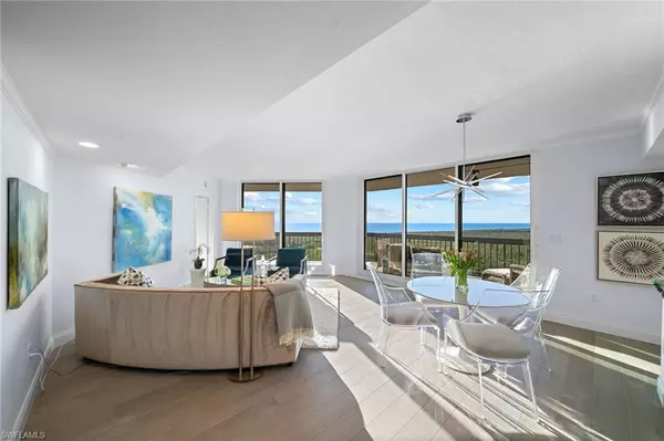 Naples, FL 34108,6001 Pelican Bay BLVD #1404