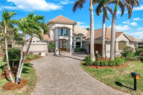 Fort Myers, FL 33908,14971 David DR