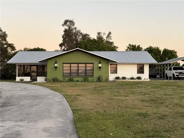 Moore Haven, FL 33471,2099 River RD