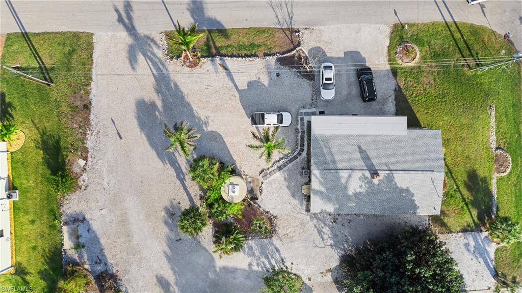 16001/16005 Bowline ST, Bokeelia, FL 33922