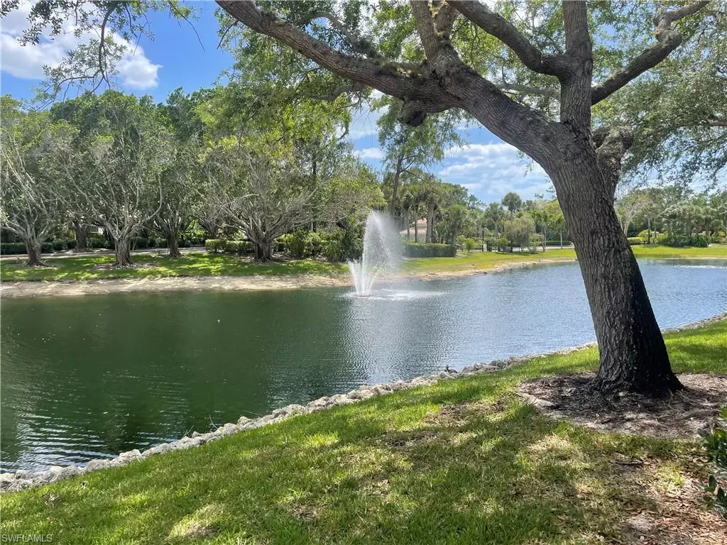 Bonita Springs, FL 34134,3871 WINDWARD PASSAGE CIR #102