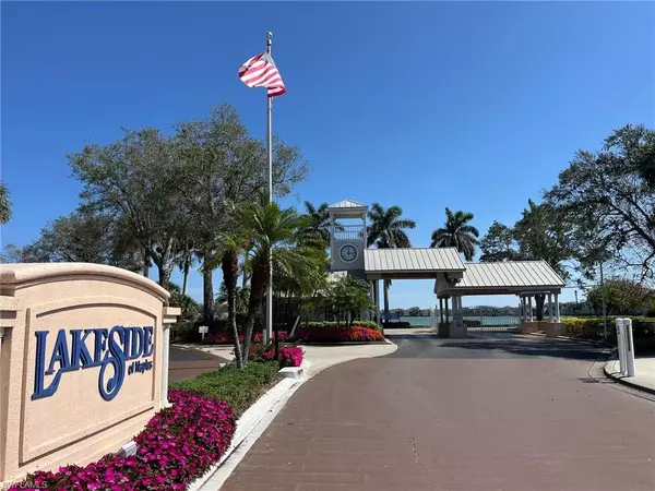 Naples, FL 34109,2885 Citrus Lake DR #N102