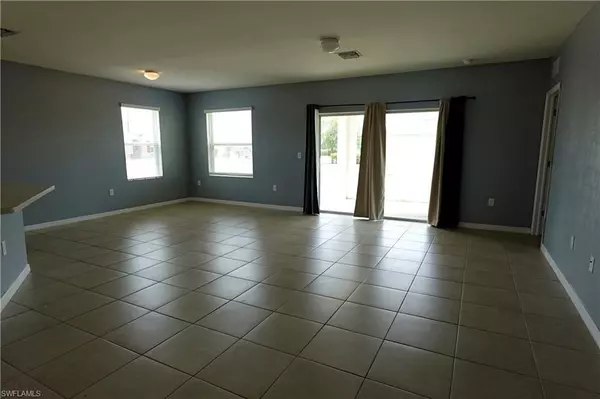 Lehigh Acres, FL 33972,8350 Tortoise Isle CT