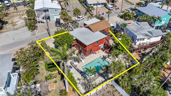 210 Miramar ST, Fort Myers Beach, FL 33931