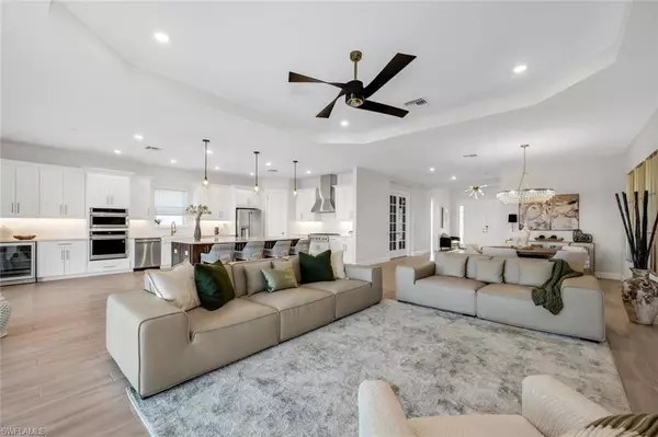 Naples, FL 34114,15766 CORTINA ST