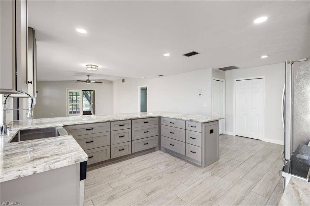 Fort Myers, FL 33919,5878 Key Lime WAY