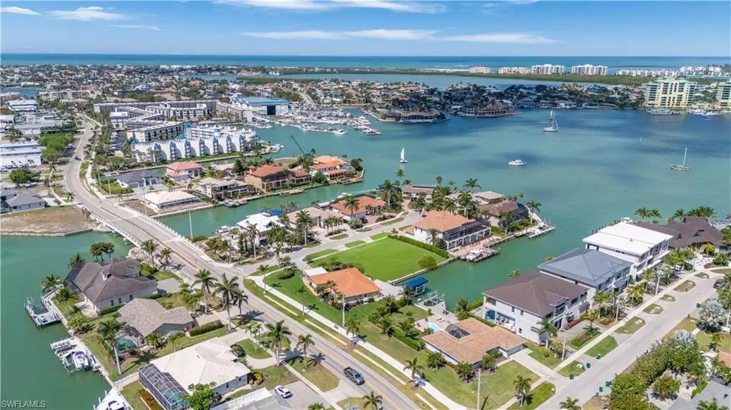 1211 Butterfly CT, Marco Island, FL 34145