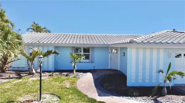 11 Palmview BLVD, Fort Myers Beach, FL 33931
