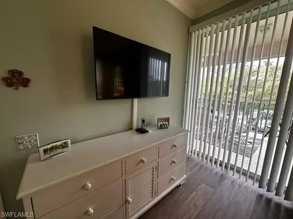 Fort Myers, FL 33908,9170 Southmont CV #201