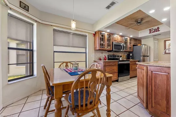 North Fort Myers, FL 33917,17880 Dracena CIR