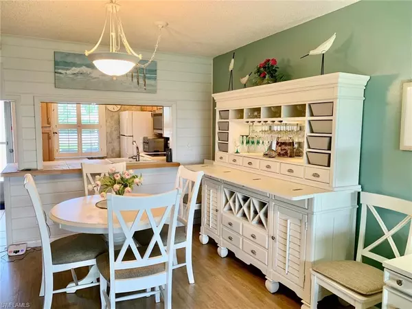 Fort Myers, FL 33907,1580 Pine Valley DR #209