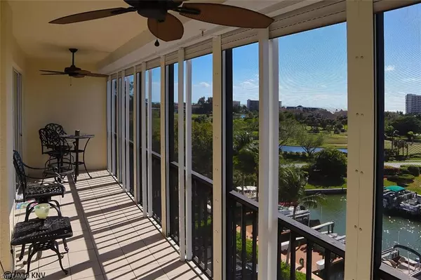 Fort Myers Beach, FL 33931,4491 Bay Beach LN #153