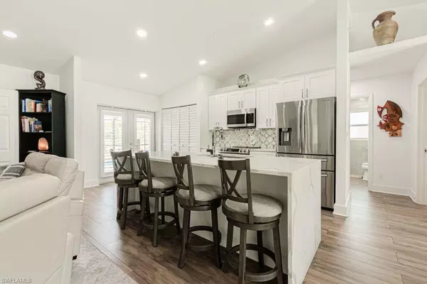 Naples, FL 34116,6195 Green BLVD