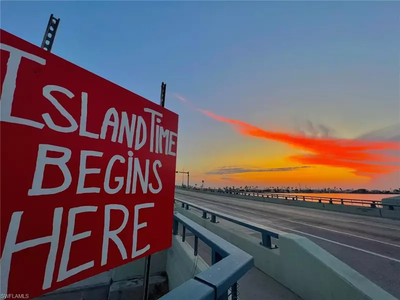 11458 MAY ST #1, Matlacha, FL 33993