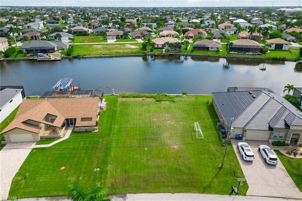 3051 SW 27th PL, Cape Coral, FL 33914