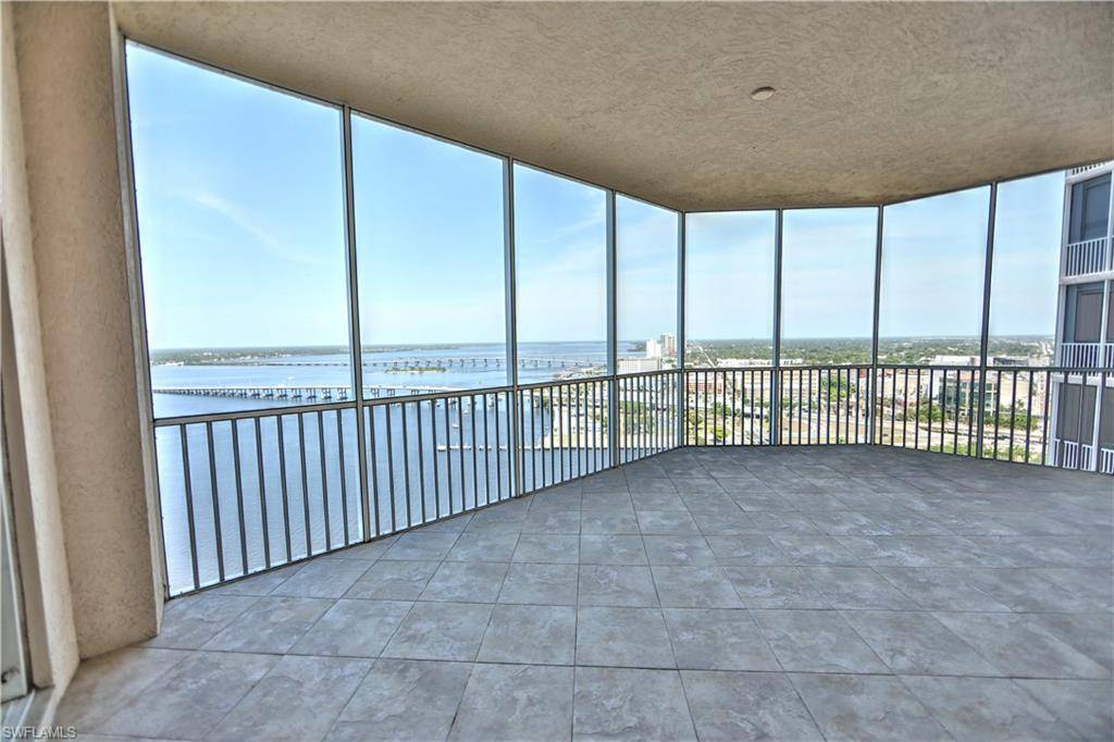 Fort Myers, FL 33901,2104 W First ST #2704