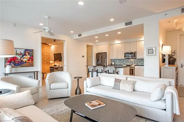 Naples, FL 34102,1030 3rd AVE S #504