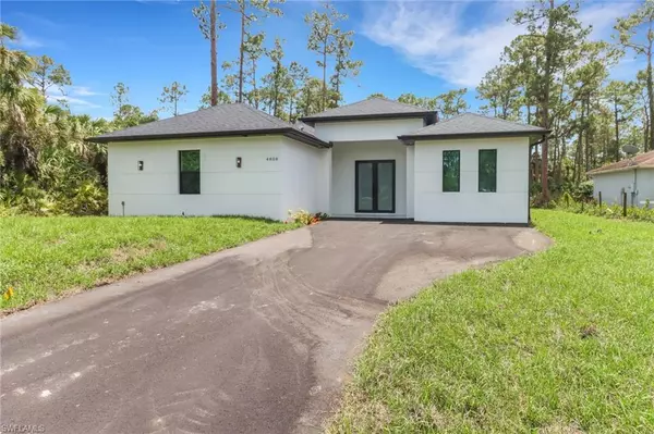 4808 14th AVE SE, Naples, FL 34117