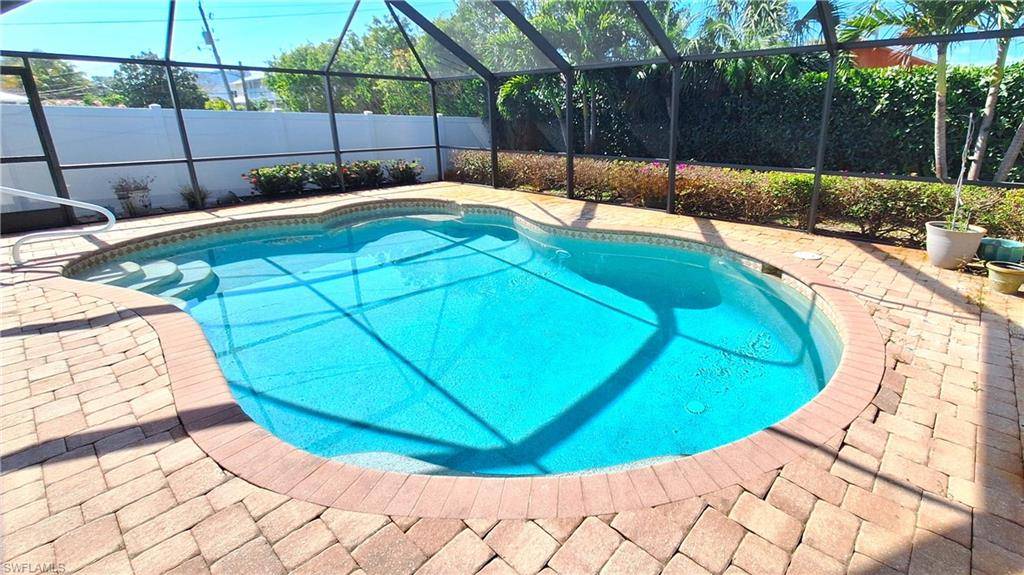 Naples, FL 34108,541 110th AVE N