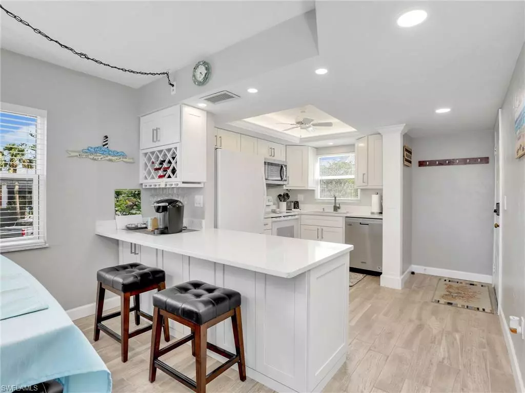 Fort Myers Beach, FL 33931,6893 Estero BLVD #416